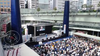 色々なイベントが行われる広場