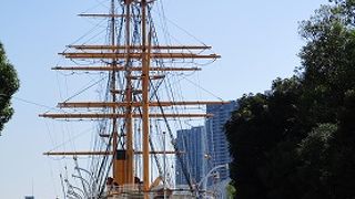 英国に発注した燈台巡視船