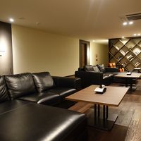 ライブラリ"のぐち文庫"。ラインナップは微妙。本持参で。