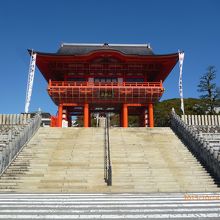 犬山成田山　明王門