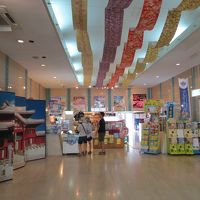 おみやげ売り場フロント奥