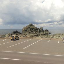 千畳敷海岸の駐車場です。