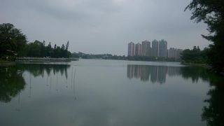 高雄で一番大きな湖