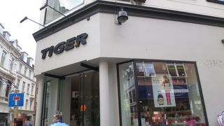 日本でも大人気の雑貨屋