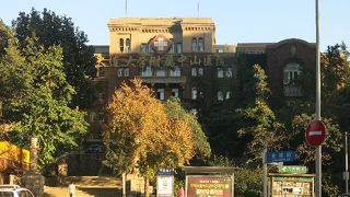 都心部の古い病院