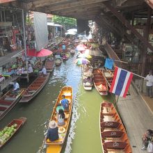 ダムヌンサドゥアック水上マーケット