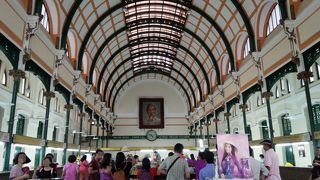 中も外観もレトロ