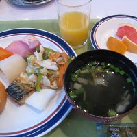 シンプルな朝食です。