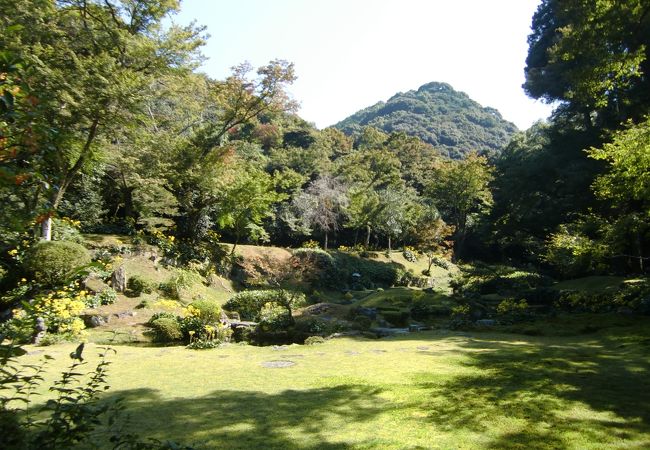 紅葉と新緑の名所です