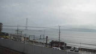 遠くから眺めた