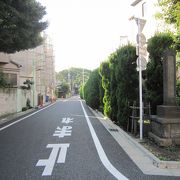 由緒あるお寺です。竹林が美しくあり世田谷百景です。