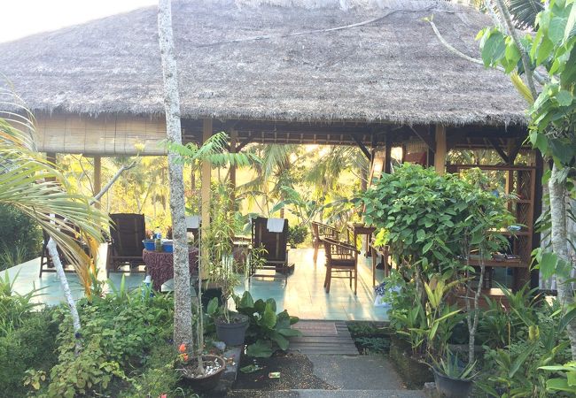 自然の中でマッサージ