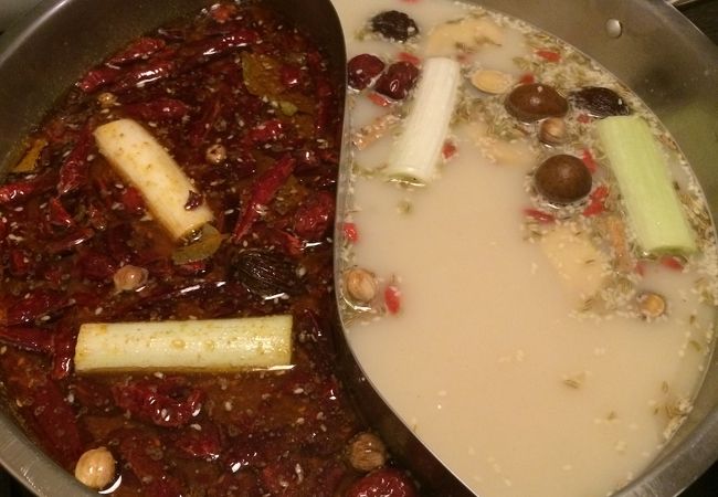 薬膳たっぷりの火鍋