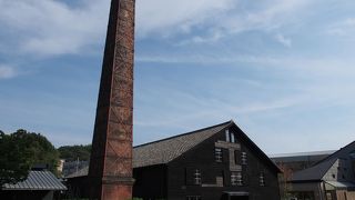 大きな煙突が目印です