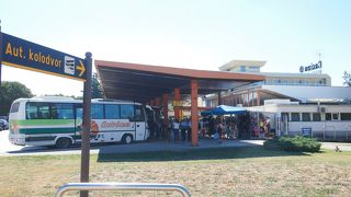 旧市街までは歩いて行けます。