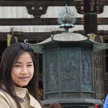 国宝『金銅八角燈籠』