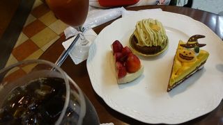 コスパ抜群のペアケーキセット