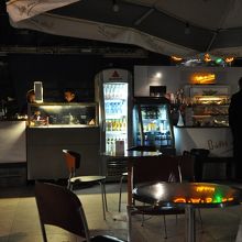 内部のレストラン