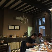 朝食を食べたダイニングルームです。