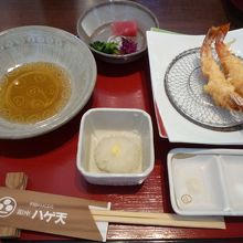 塩か天つゆでお好みで食べられます