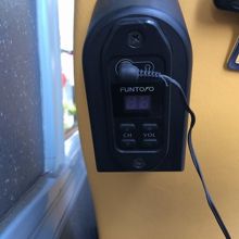 数ヶ国語の音声ガイドが聞けるのも、二階席に座れればの話