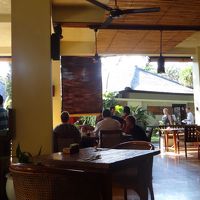 朝食会場となるレストラン