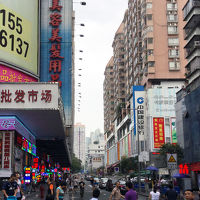 中国建設銀行の看板を目印とするとわかりやすい