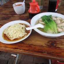 昼食に雲呑と麺を食しマカオに戻りました。