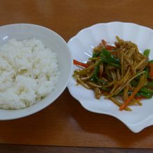 チンジョウロースー