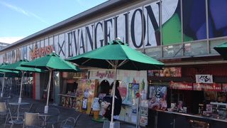 きれいなサービスエリア。