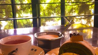 札幌都心の自然の中で素敵なアフタヌーンティ。