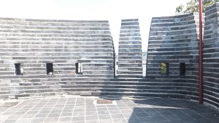 空心ドンと同様に、兵士が中に入って見渡せるように造られた望楼の一種