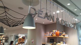 半熟卵のカマンベールチーズパイ