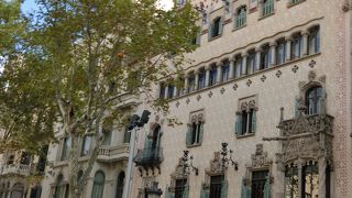 バルセロナのシャンゼリゼ