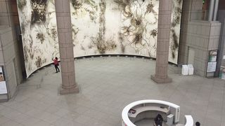 懐の深い、横浜美術館！