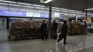 お土産もあるエアローソン