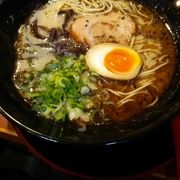 繁華街で深夜も空いている熊本ラーメン