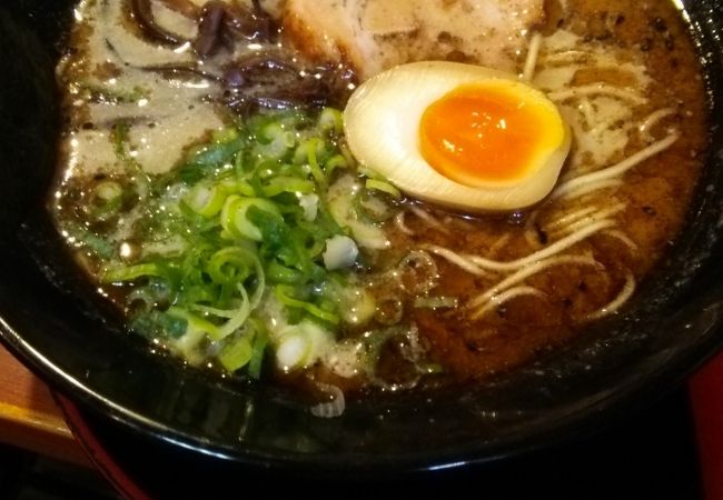 繁華街で深夜も空いている熊本ラーメン