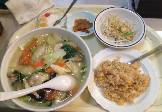 港区海岸の中華料理店