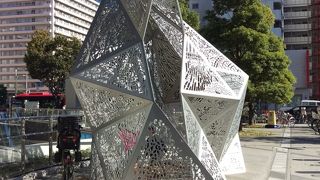 勝どきビュータワーの公園