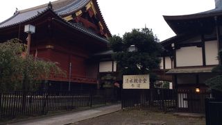 不忍池を見下ろせる