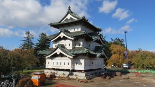 弘前城の曳屋・・・