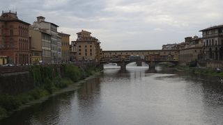 フィレンツェに欠かせない川