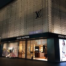 名古屋駅近くのルイヴィトン』by korvapuusti|ルイ ヴィトン ...