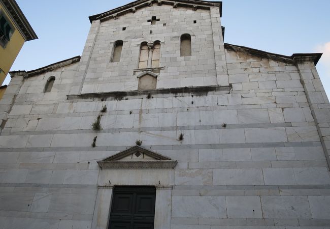 サンタレッサンドロ教会