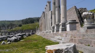 こじんまりした遺跡