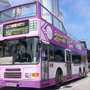 観光用のオープントップバスを路線バス感覚で利用できます。