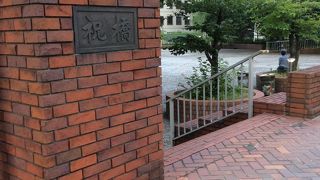 万年橋から１本区役所の方へ