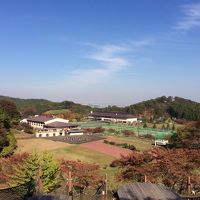 山の上にあるので見晴らしが良いです。