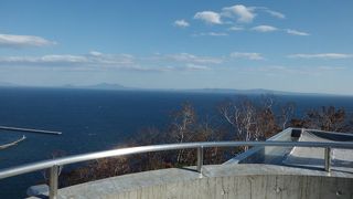 展望塔から見た国後島